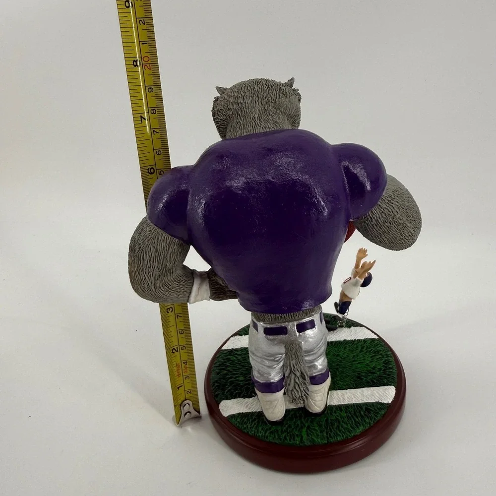 Kansas State University‎ Willie the Wildcat Bobblehead Figurine  Limited Ed 2004